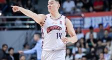 HTH Sports-战火升腾！两支劲旅角逐球场之上，鏖战展开无懈的对决的简单介绍
