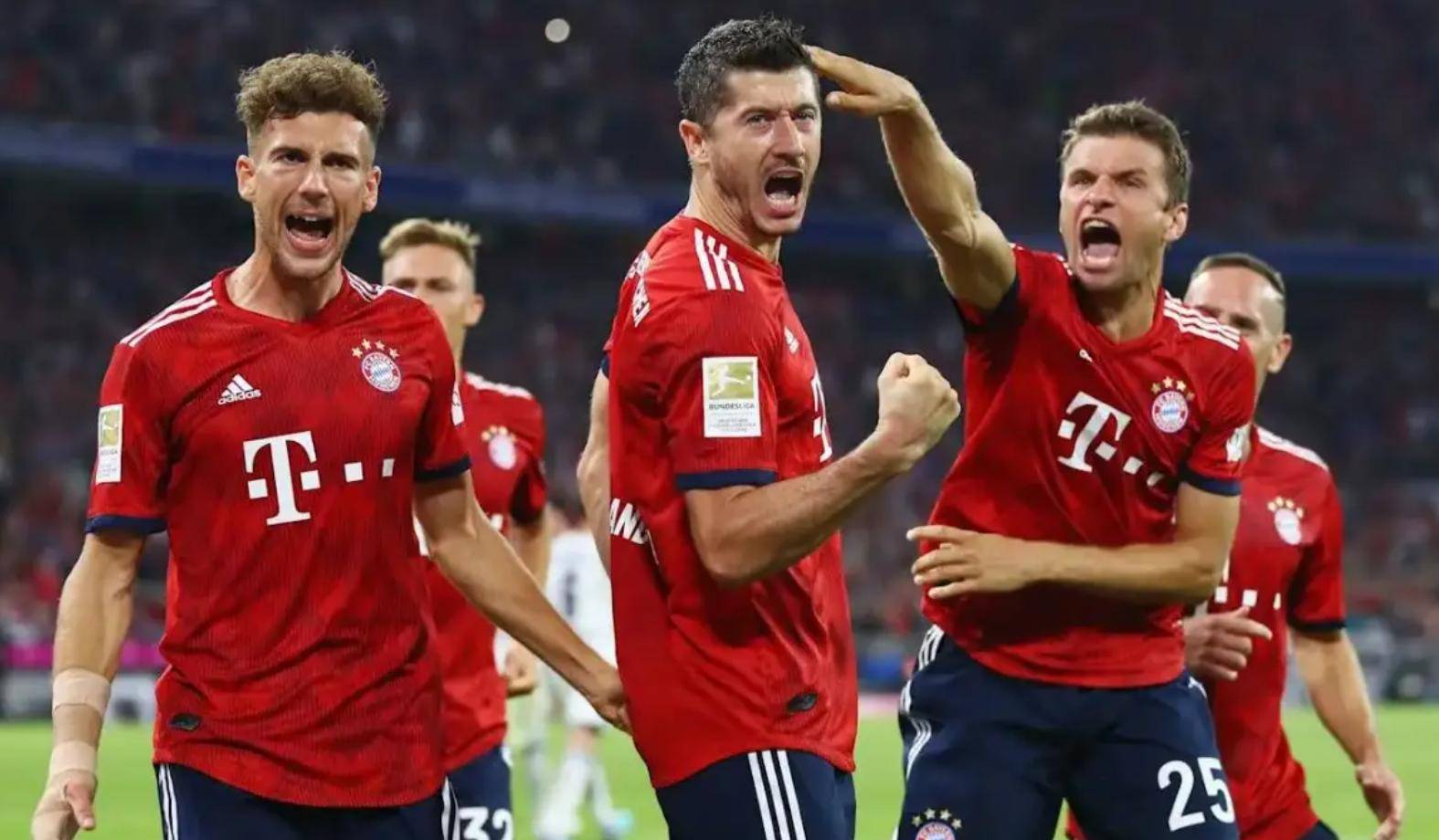 拜仁慕尼黑豪取七连胜,居榜首 拜仁慕尼黑豪取七连胜,居榜首