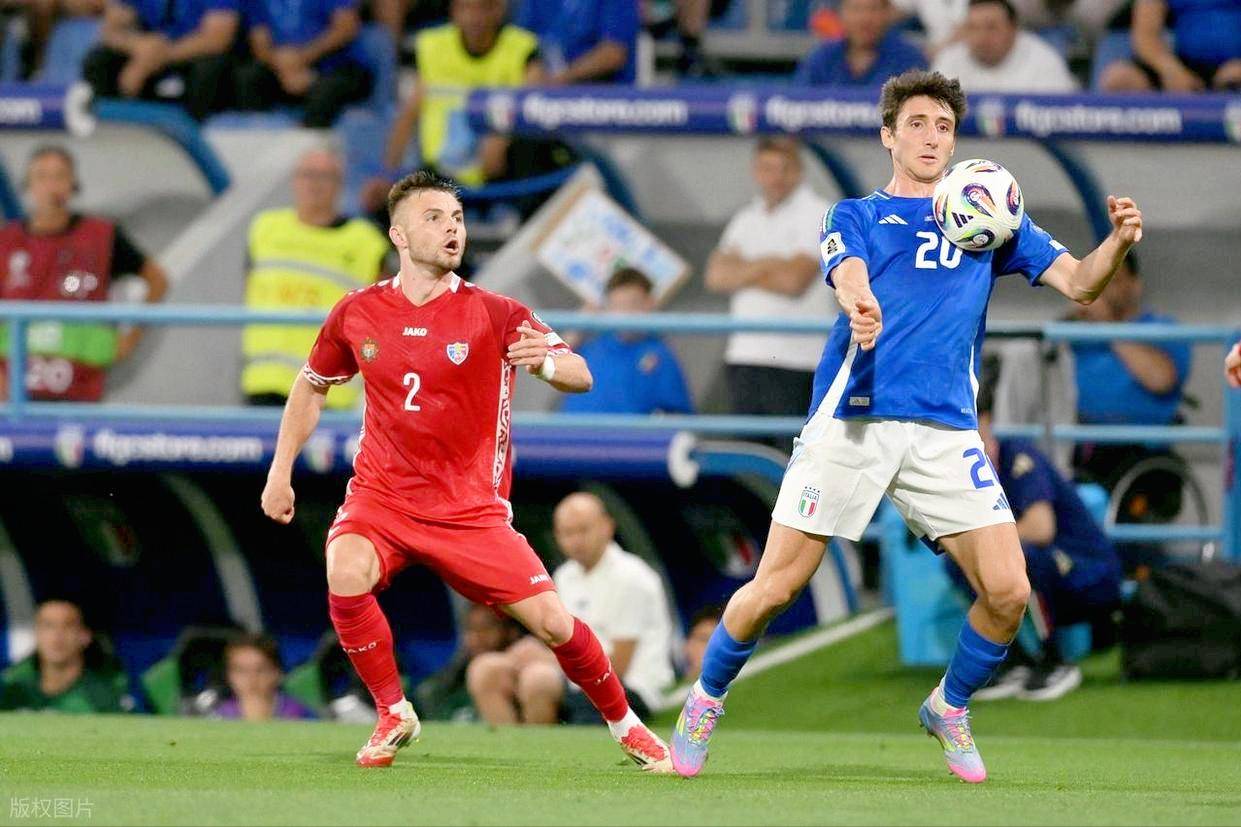 欧预赛比赛迎来关键时刻,球队拼尽全力 欧预赛比赛迎来关键时刻,球队拼尽全力