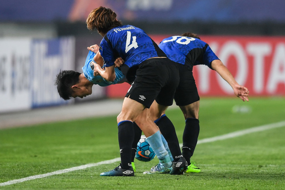 华勒尔霍特主场取胜,乐观迈向联赛中游的简单介绍 华勒尔霍特主场取胜,乐观迈向联赛中游的简单介绍