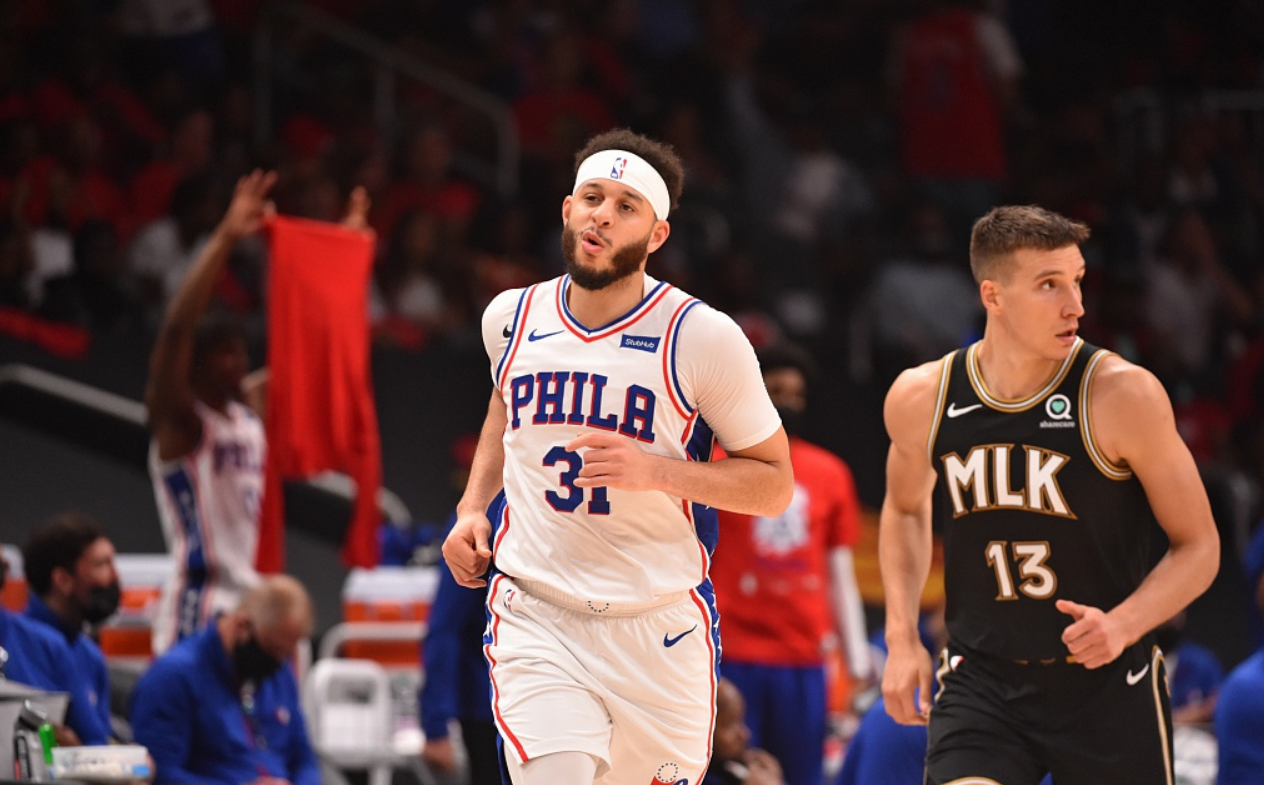 76人战胜黄蜂，西蒙斯发威