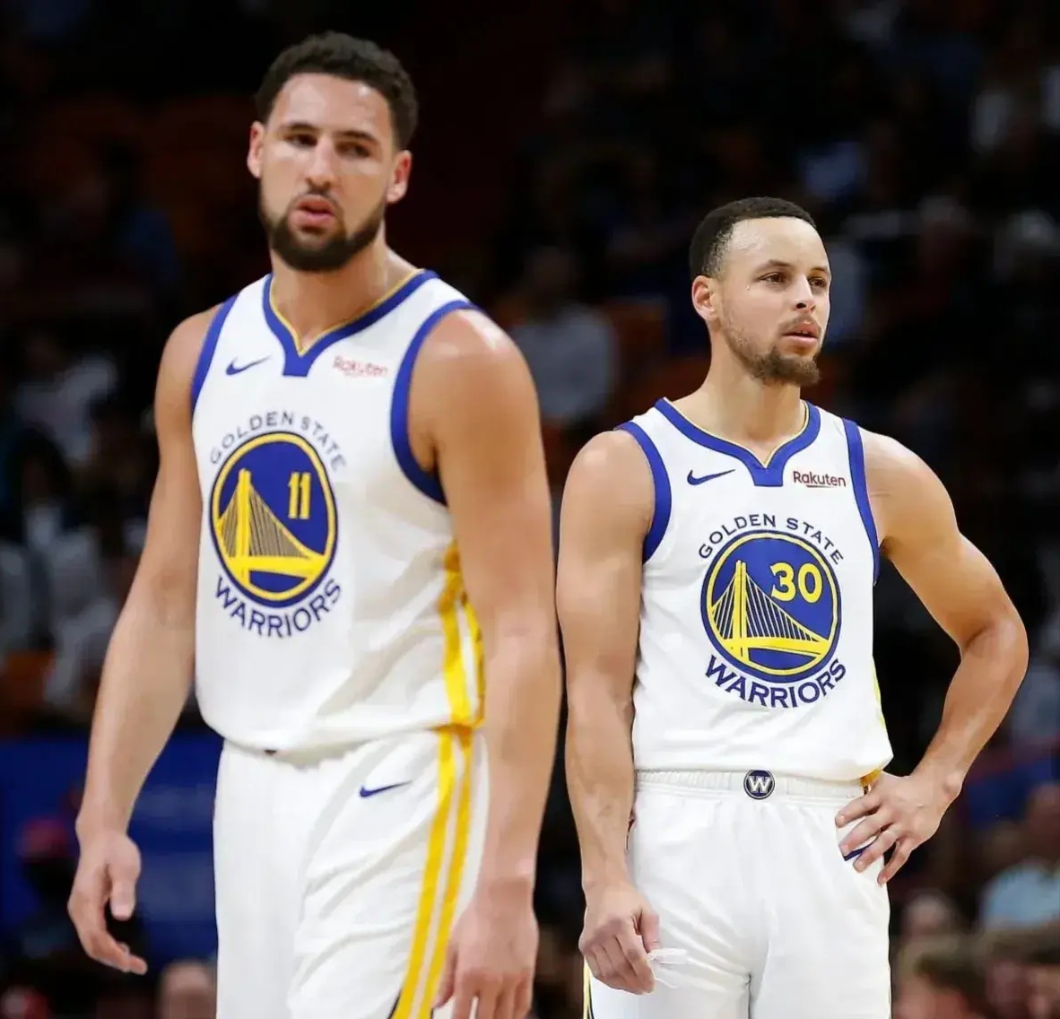 勇士击败独行侠，重返胜利轨道