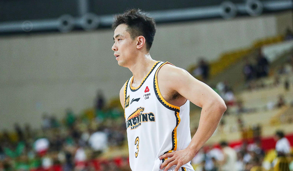 关于CBA总决赛:广东男篮力克辽宁郭艾伦关键时刻挺身而出助力球队获胜的信息 关于CBA总决赛:广东男篮力克辽宁郭艾伦关键时刻挺身而出助力球队获胜的信息