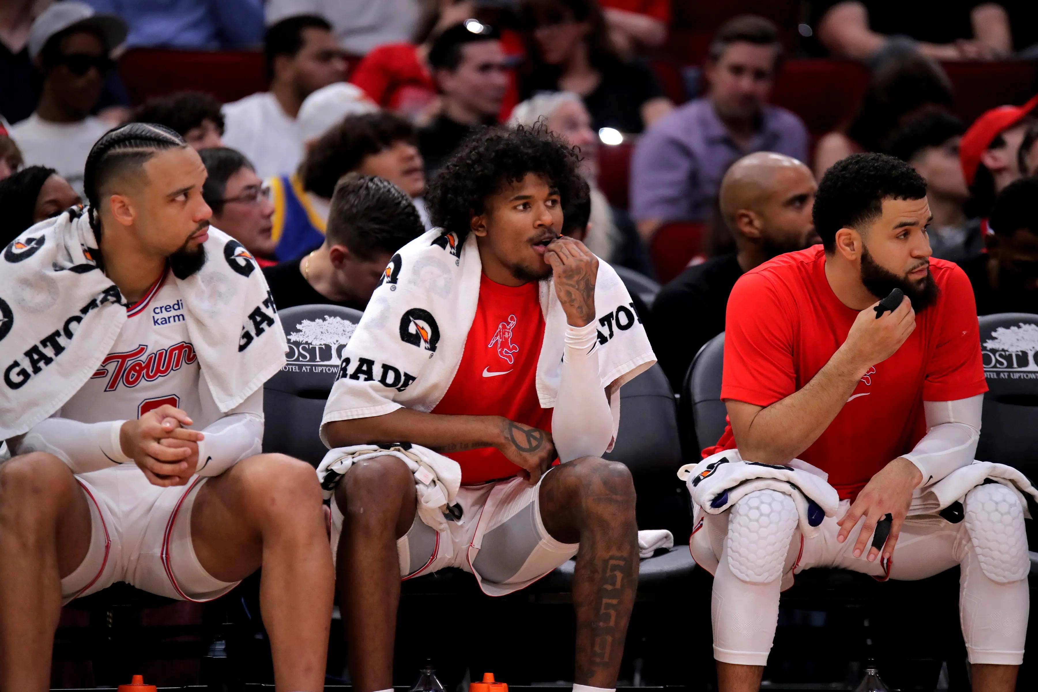 火箭轻取鹈鹕,大胜对手 火箭轻取鹈鹕,大胜对手