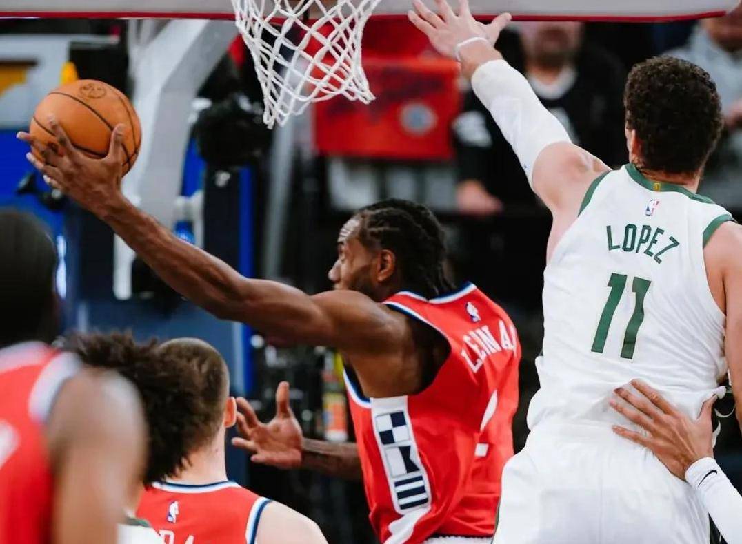 雄鹿力压快船，主场胜利稳定排名