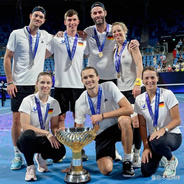 联合杯横扫温网，兹维列夫扛起全队的简单介绍